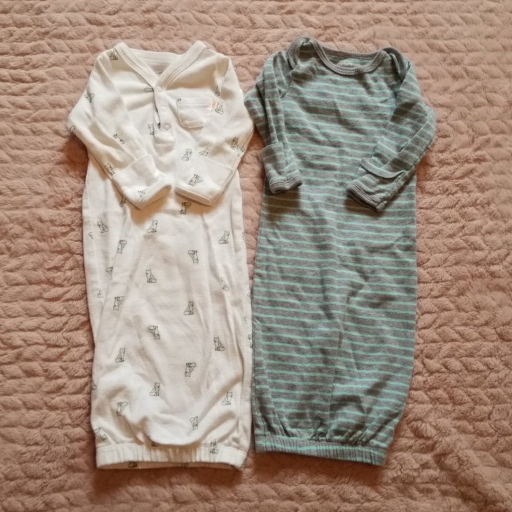 Carter's sleeping gowns